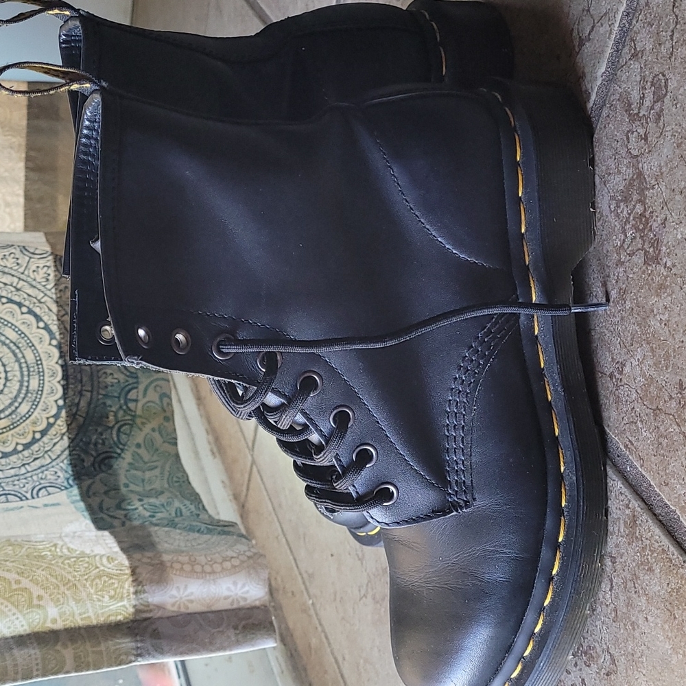 Dr. Martens